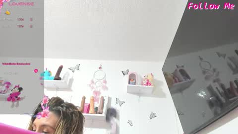 Snapshot of mailyn_baker chatting on 10/26/25, 11:20 Maylin online show from 10/26/25, 11:20