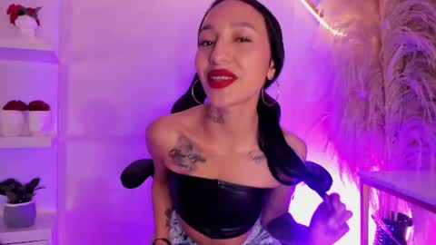 Mailyn  online show from 07/01/26, 11:34