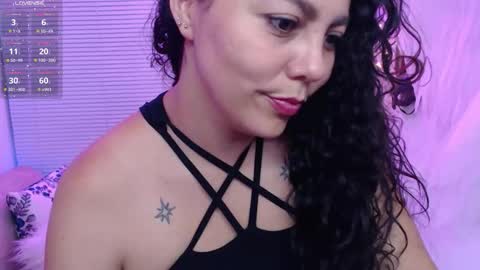 Snapshot of mailywindsor chatting on 10/18/25, 07:36 Maily online show from 10/18/25, 07:36