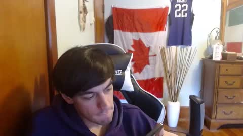 mainecollegeboy online show from 03/03/25, 09:37