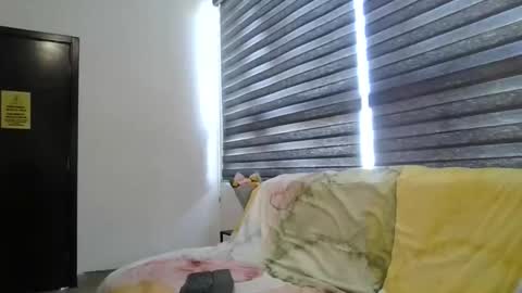 mainlypov online show from 10/24/25, 08:27