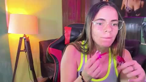 MAIRA online show from 09/11/25, 04:01