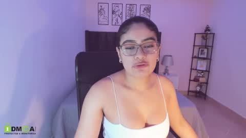Maite online show from 09/10/25, 03:39
