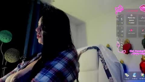 maitte_love online show from 12/17/25, 10:21