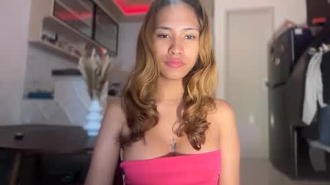 Snapshot of majestic_princesslei chatting on 04/19/26, 02:55 Lei online show from 04/19/26, 02:55