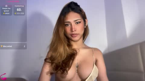 Snapshot of majestic_princesslei chatting on 06/03/26, 02:14 Lei online show from 06/03/26, 02:14