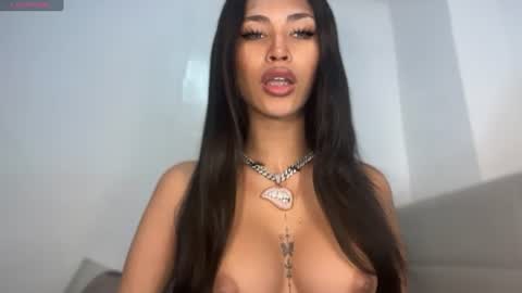 Snapshot of majestic_princesslei chatting on 07/29/26, 03:37 Lei online show from 07/29/26, 03:37