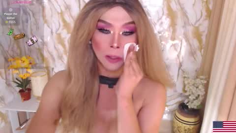 Snapshot of majestictrannycockx chatting on 02/09/26, 05:22 Epitome of Goddess MISS EMERALD online show from 02/09/26, 05:22