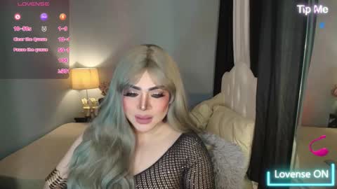 majestydannaxx online show from 11/14/25, 09:19