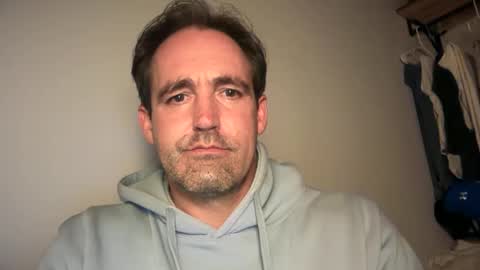 Majo online show from 09/17/25, 01:51