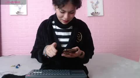 Snapshot of majomei chatting on 06/03/26, 04:59 Mei online show from 06/03/26, 04:59