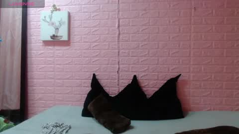 Snapshot of majomei chatting on 06/10/26, 02:01 Mei online show from 06/10/26, 02:01