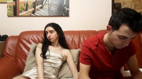 Snapshot of make_me_feel chatting on 01/10/25, 08:48 Lena Ian online show from 01/10/25, 08:48