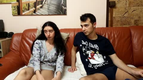 Snapshot of make_me_feel chatting on 01/14/25, 08:26 Lena Ian online show from 01/14/25, 08:26