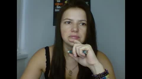 make_mesmile online show from 10/09/25, 05:49