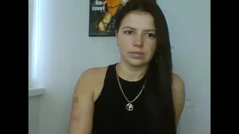 make_mesmile online show from 12/03/25, 07:38