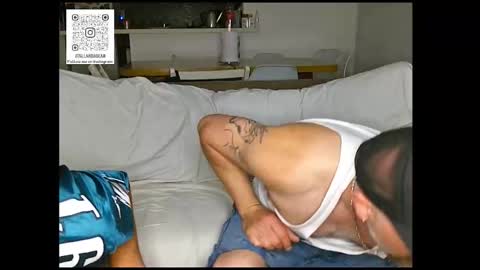 Snapshot of makeme_do_it_ chatting on 12/01/25, 11:10 Diego online show from 12/01/25, 11:10