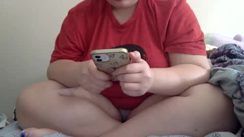 makemesquirt06 online show from 09/18/25, 07:27