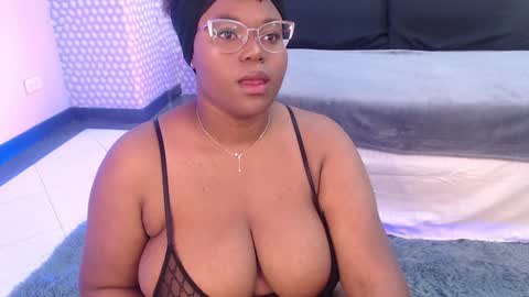 Snapshot of makena_gh chatting on 01/07/25, 03:24 makena online show from 01/07/25, 03:24