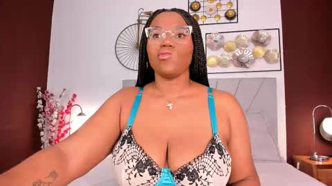 makena online show from 10/02/25, 03:57