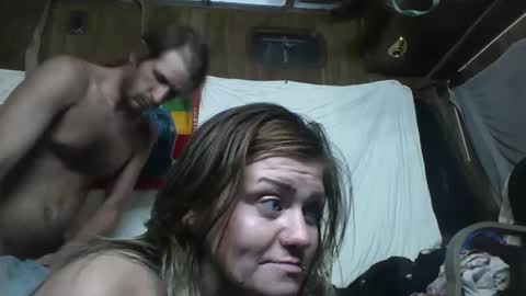 Snapshot of makethat chatting on 10/11/25, 08:35 Makethatgypsy online show from 10/11/25, 08:35