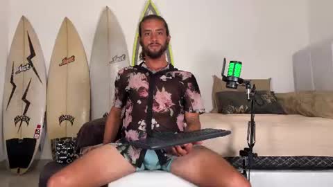 Mack  Makingmoans Twitter online show from 06/25/26, 11:04