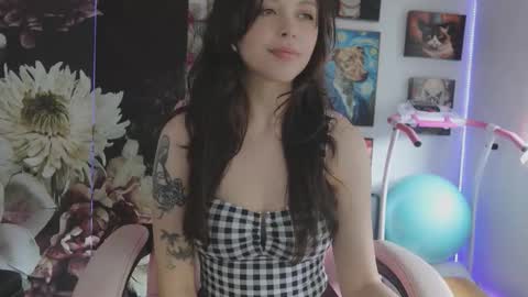 Snapshot of makiyahbelle2 chatting on 02/23/26, 06:22 MakiyahBelle online show from 02/23/26, 06:22