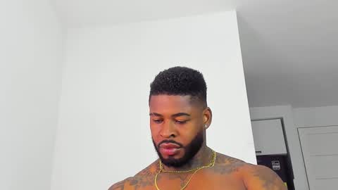 Makonnen online show from 11/27/25, 11:23