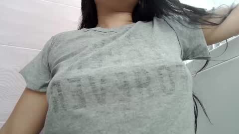 Snapshot of makulato chatting on 06/30/26, 01:56 Maya online show from 06/30/26, 01:56