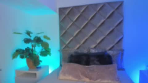 Snapshot of malaia_hills chatting on 11/19/25, 06:30 Call Me Mala online show from 11/19/25, 06:30