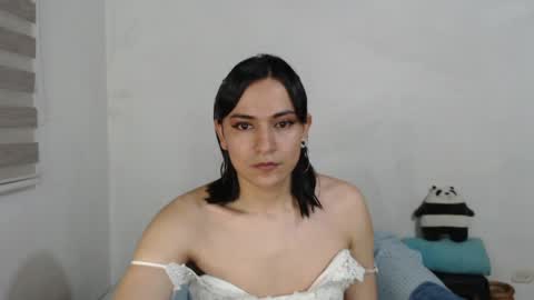 Snapshot of malasexychick chatting on 05/08/26, 03:50 Mariapau online show from 05/08/26, 03:50