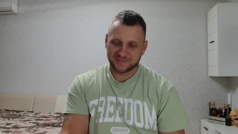 Snapshot of malchyshka chatting on 12/14/24, 11:29 malchyshka online show from 12/14/24, 11:29