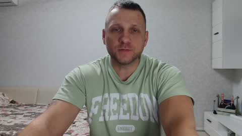 Snapshot of malchyshka chatting on 12/16/24, 11:22 malchyshka online show from 12/16/24, 11:22