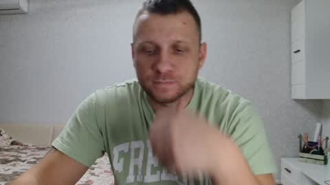 Snapshot of malchyshka chatting on 12/19/24, 11:50 malchyshka online show from 12/19/24, 11:50