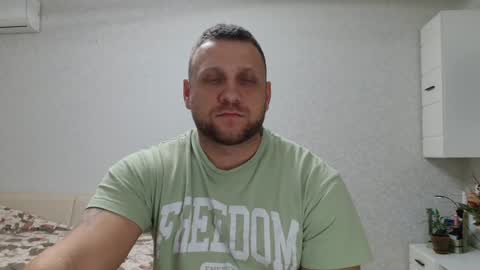 Snapshot of malchyshka chatting on 01/06/25, 05:49 malchyshka online show from 01/06/25, 05:49