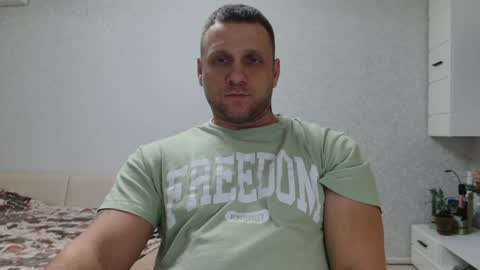 Snapshot of malchyshka chatting on 01/08/25, 03:07 malchyshka online show from 01/08/25, 03:07