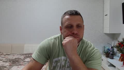 Snapshot of malchyshka chatting on 01/27/25, 03:07 malchyshka online show from 01/27/25, 03:07