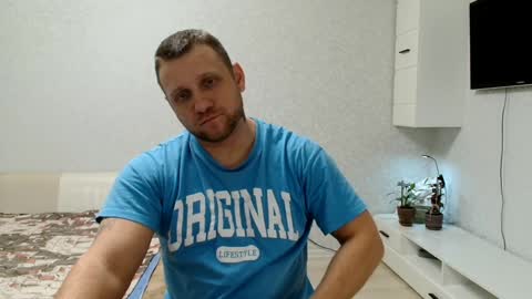 Snapshot of malchyshka chatting on 02/02/25, 09:30 malchyshka online show from 02/02/25, 09:30