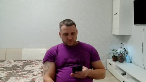 Snapshot of malchyshka chatting on 02/22/25, 08:18 malchyshka online show from 02/22/25, 08:18