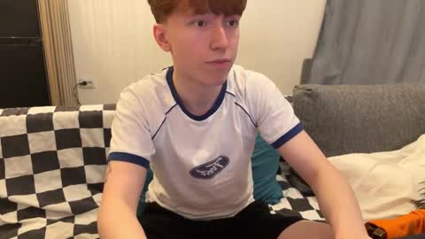 Snapshot of malcolm_yang chatting on 11/24/25, 08:19 Tom and Mark 3 online show from 11/24/25, 08:19