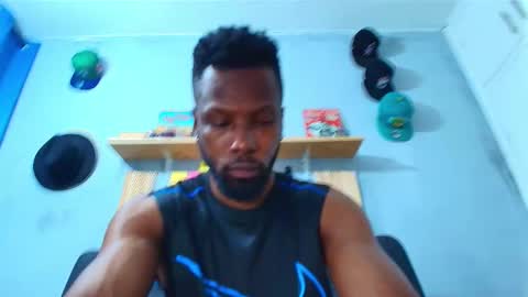 Snapshot of malcompierce chatting on 10/28/25, 12:03 Malcom online show from 10/28/25, 12:03