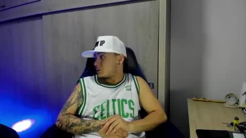 Snapshot of male_pussy chatting on 01/12/26, 10:48 ADAM online show from 01/12/26, 10:48