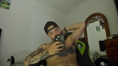 Snapshot of male_pussy chatting on 02/12/26, 12:16 ADAM online show from 02/12/26, 12:16