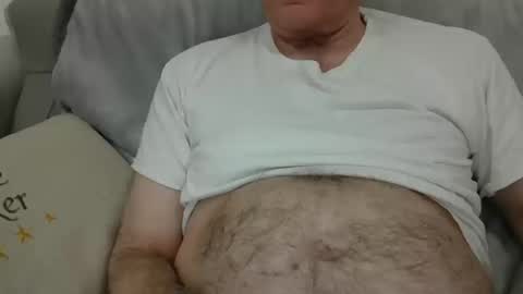 Snapshot of male_toy chatting on 03/11/26, 11:00 male_toy online show from 03/11/26, 11:00