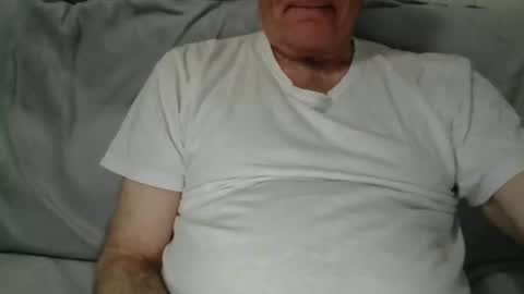 Snapshot of male_toy chatting on 03/25/26, 08:48 male_toy online show from 03/25/26, 08:48