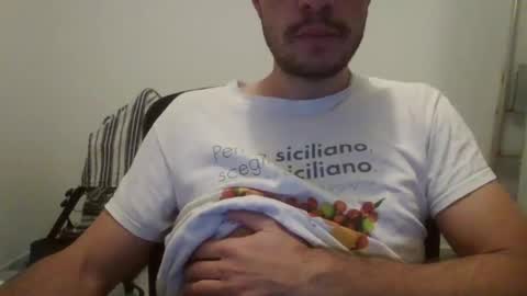 Snapshot of maleboyz chatting on 03/07/25, 05:29 Boybi online show from 03/07/25, 05:29