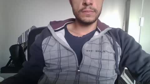 Snapshot of maleboyz chatting on 03/08/25, 06:43 Boybi online show from 03/08/25, 06:43