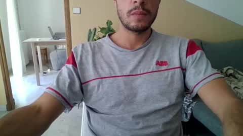 Snapshot of maleboyz chatting on 10/17/25, 11:02 Boybi online show from 10/17/25, 11:02