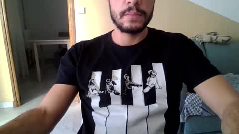 Snapshot of maleboyz chatting on 11/09/25, 11:52 Boybi online show from 11/09/25, 11:52