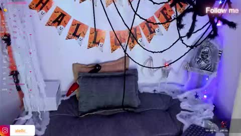 Snapshot of malefic_soul chatting on 10/26/25, 05:02 MALEFIC online show from 10/26/25, 05:02